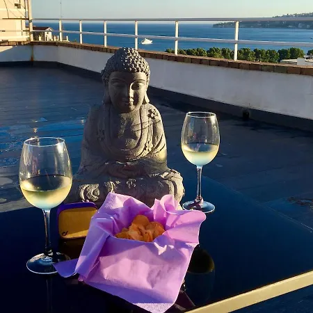 Zen Terrace Neapel